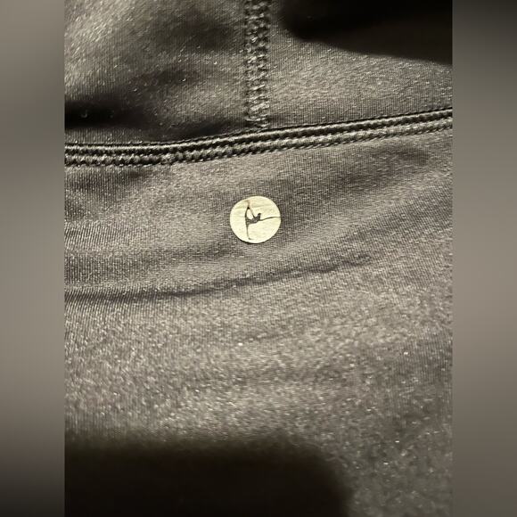 Yogalicious Lux Pullover Hoodie Size Medium - Picture 4 of 5